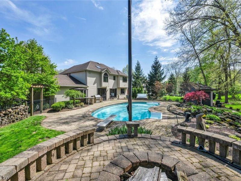 3640 Parson Pond Circle, Westlake, OH 44145 Photo 10