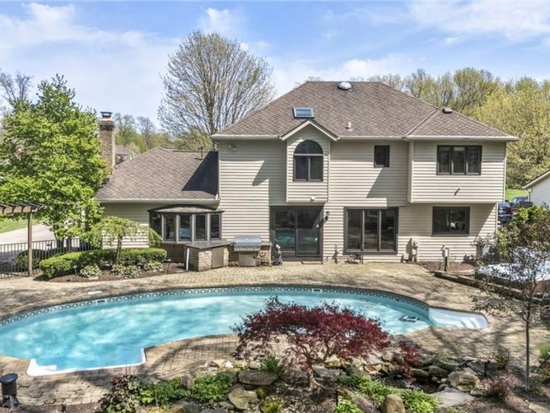 3640 Parson Pond Circle, Westlake, OH 44145 Photo 6