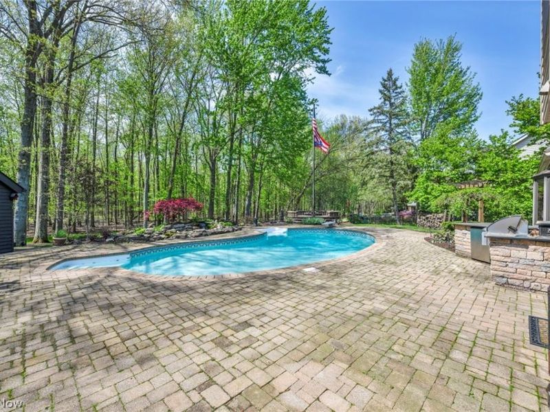 3640 Parson Pond Circle, Westlake, OH 44145 Photo 8