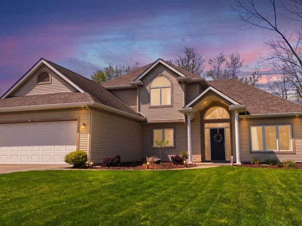 109 Jackson Tree Court, Fort Wayne, IN 46804