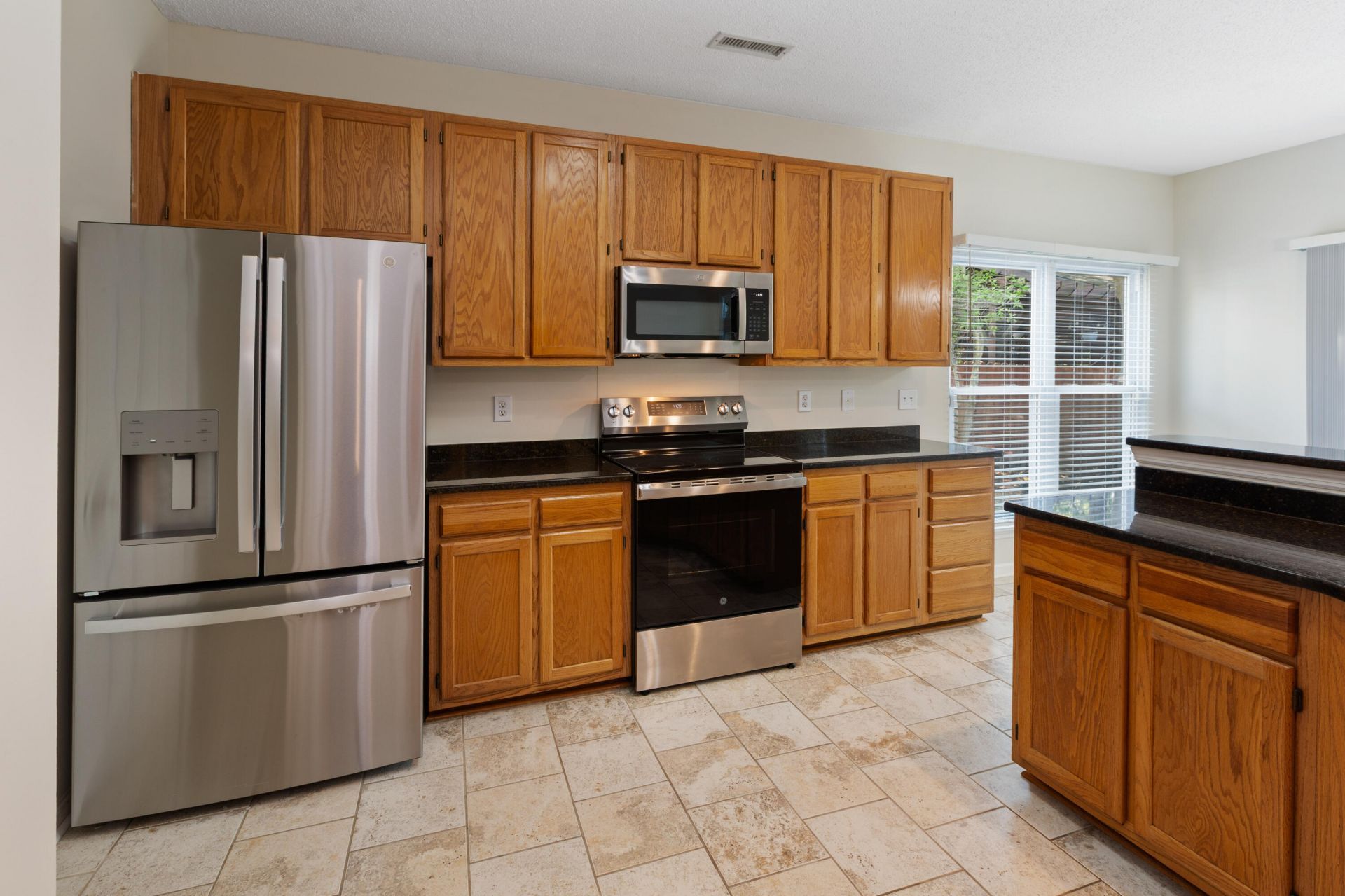 3017 Harris Mill Drive Photo 6