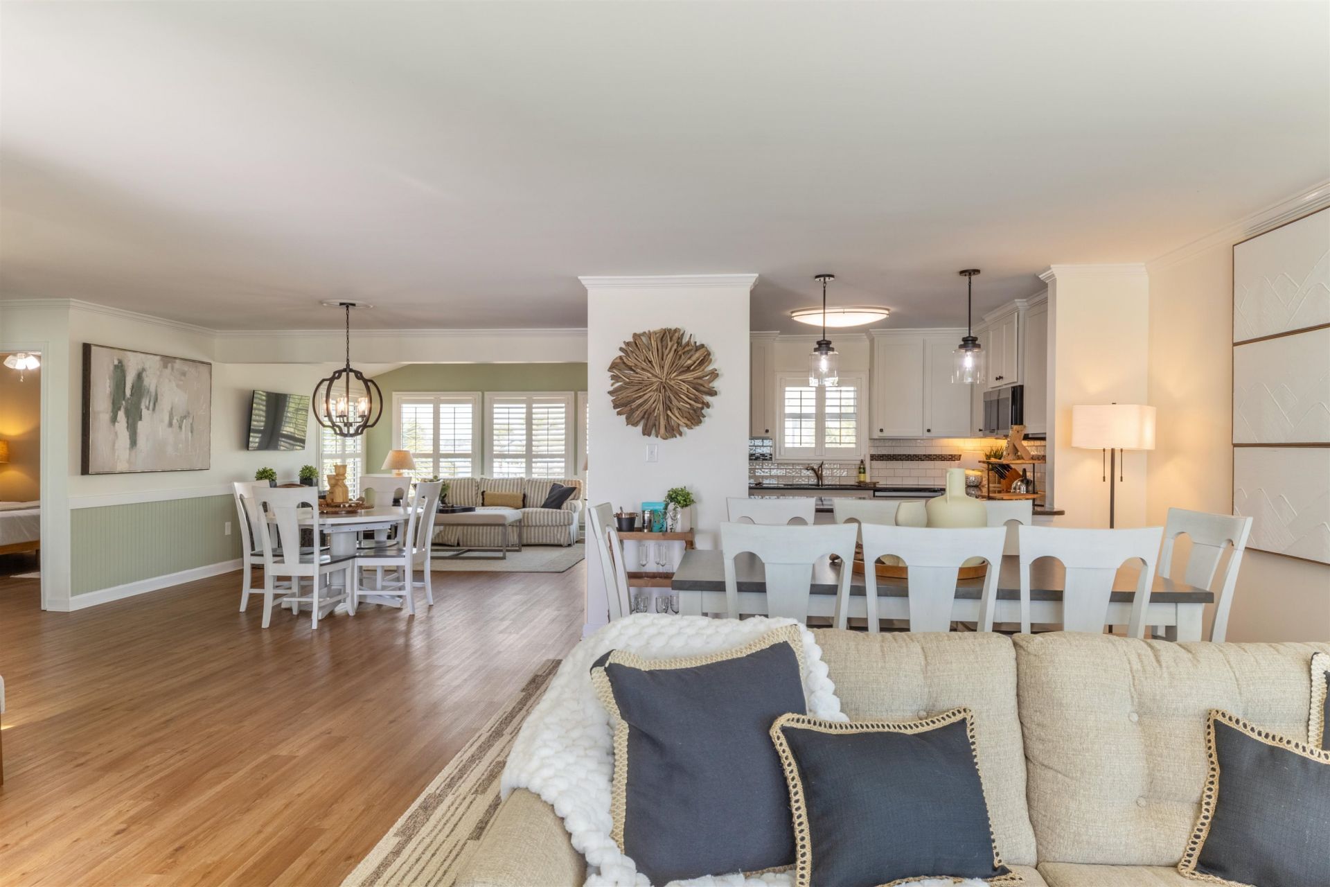 2045 S Waccamaw Dr.  Photo 10