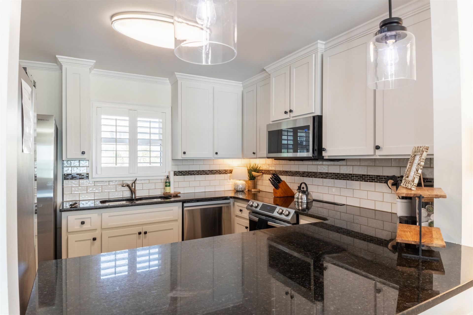 2045 S Waccamaw Dr.  Photo 11