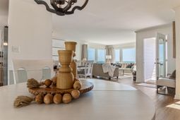 2045 S Waccamaw Dr.  photo 4