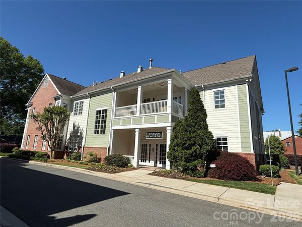 21025 Catawba Avenue , Unit 202, Cornelius, NC 28031