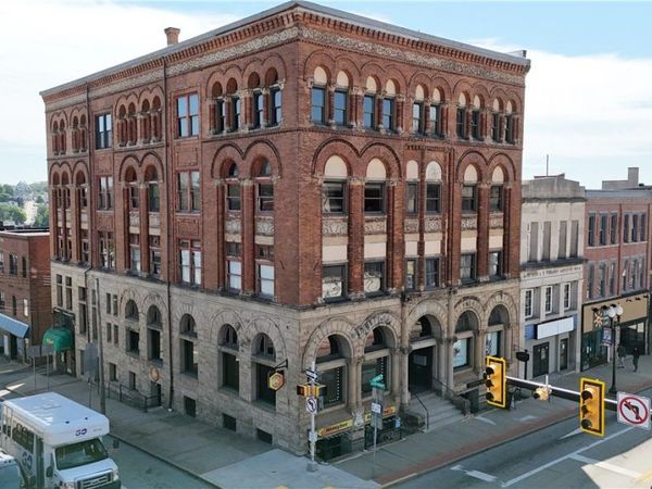 41 N Main Street , Greensburg, PA 15601