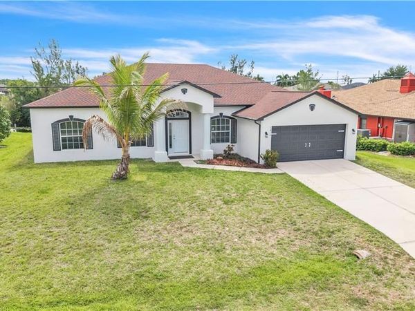 1413 SW 3rd AVE, CAPE CORAL, FL 33991