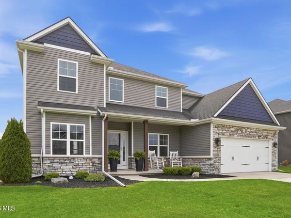 9751 Coopers Hawk Court, Sylvania, OH 43560