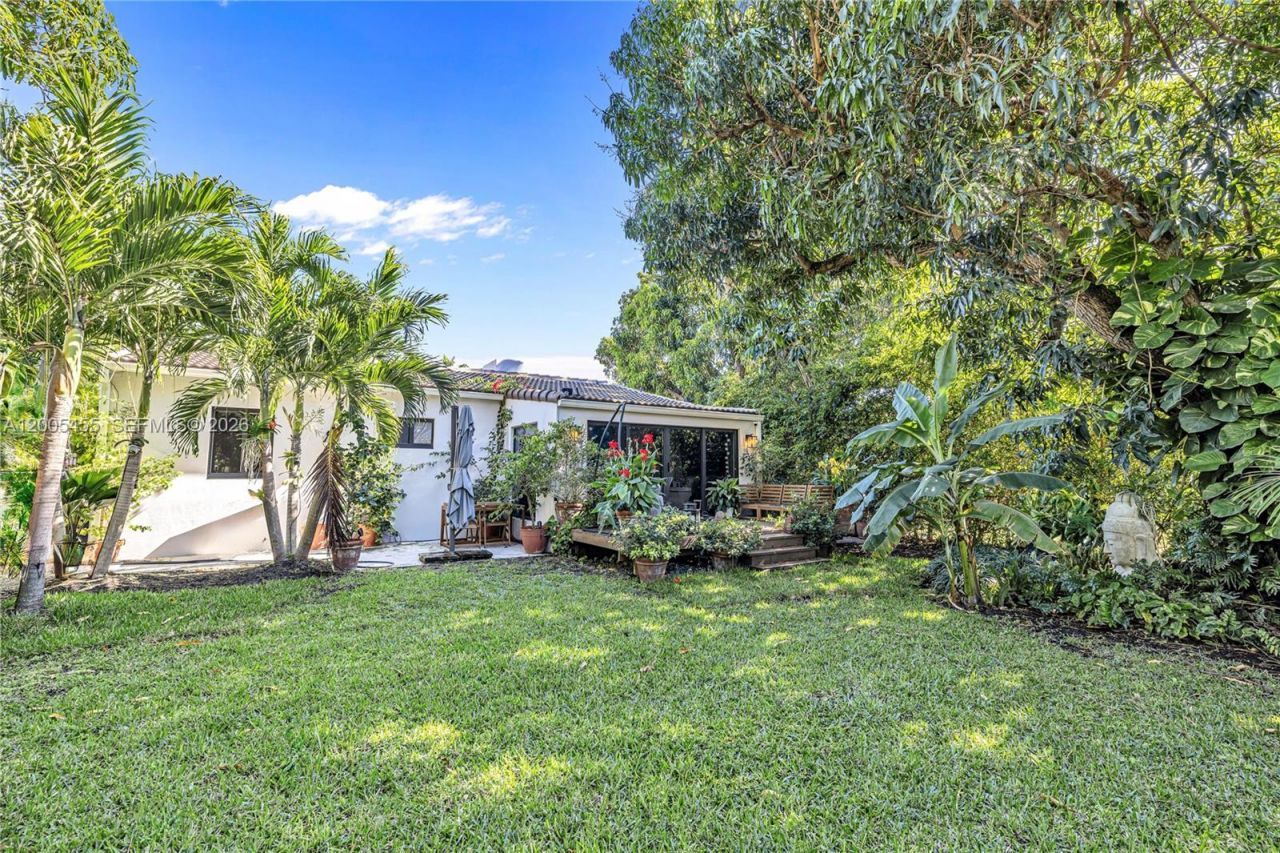 3030 SW 2nd Ave , Miami, FL 33129 Photo