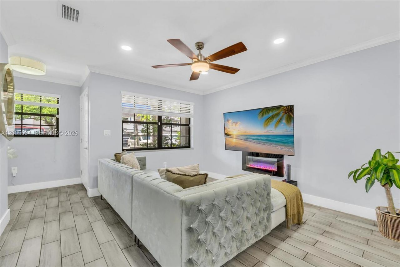 11159 SW 154th Pl , Miami, FL 33196 Photo