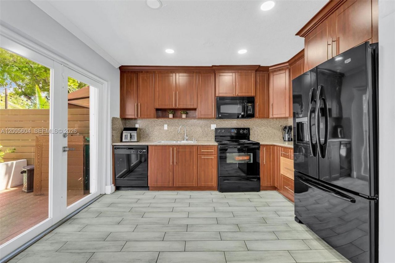 11159 SW 154th Pl , Miami, FL 33196 Photo