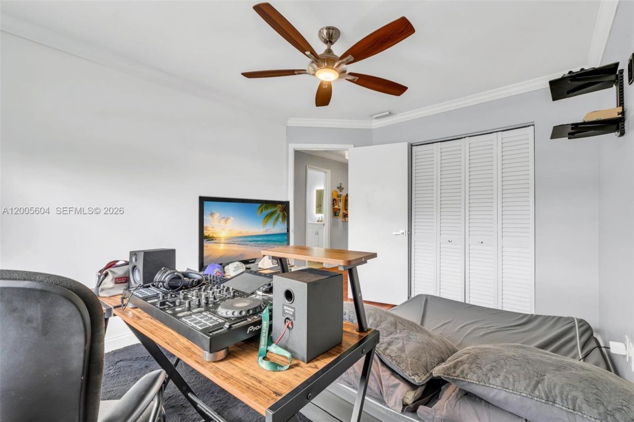 11159 SW 154th Pl , Miami, FL 33196 Photo