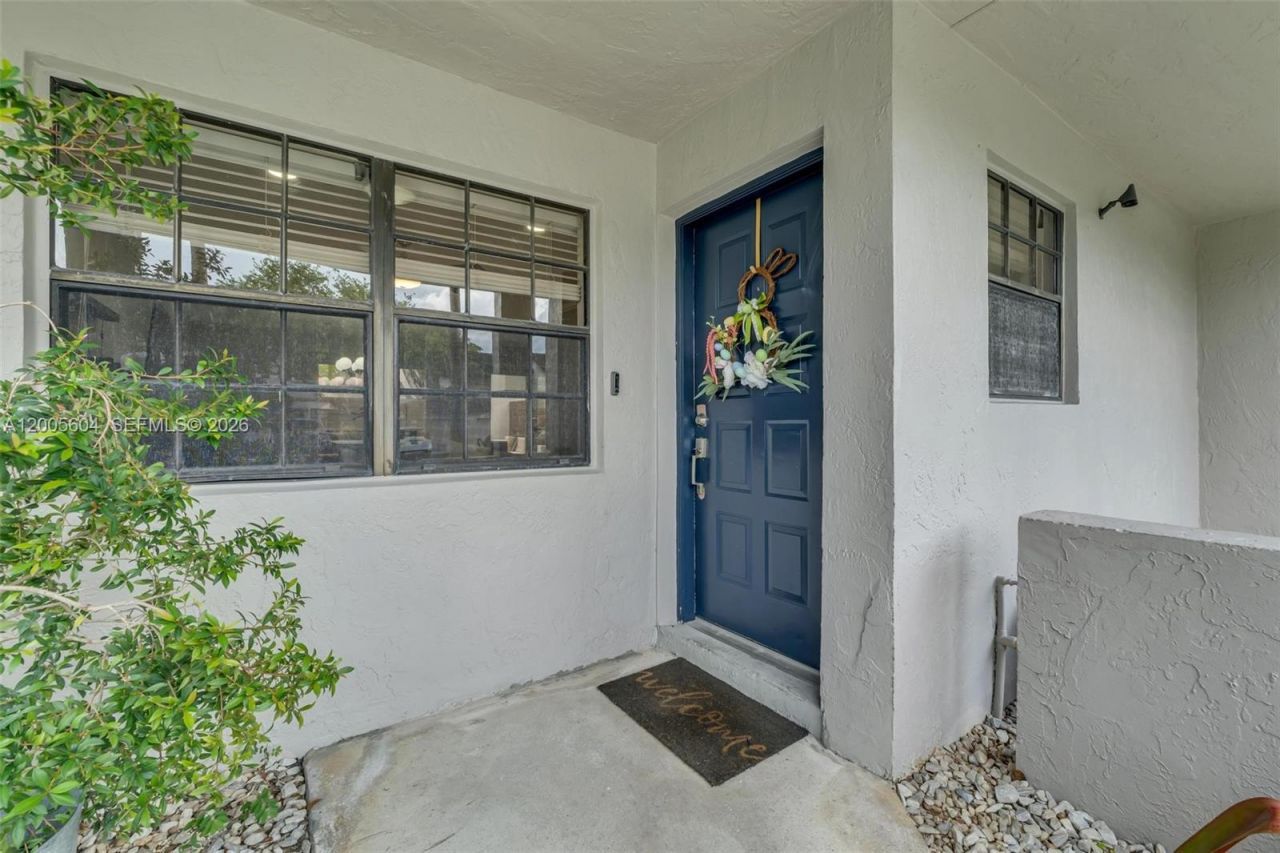 11159 SW 154th Pl , Miami, FL 33196 Photo