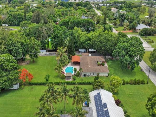 4981 SW 186th Ave, Southwest Ranches, FL 33332