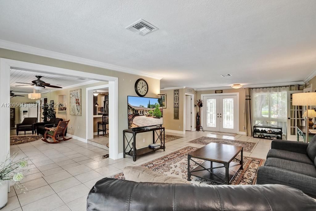 4981 SW 186th Ave, Southwest Ranches, FL 33332 Photo