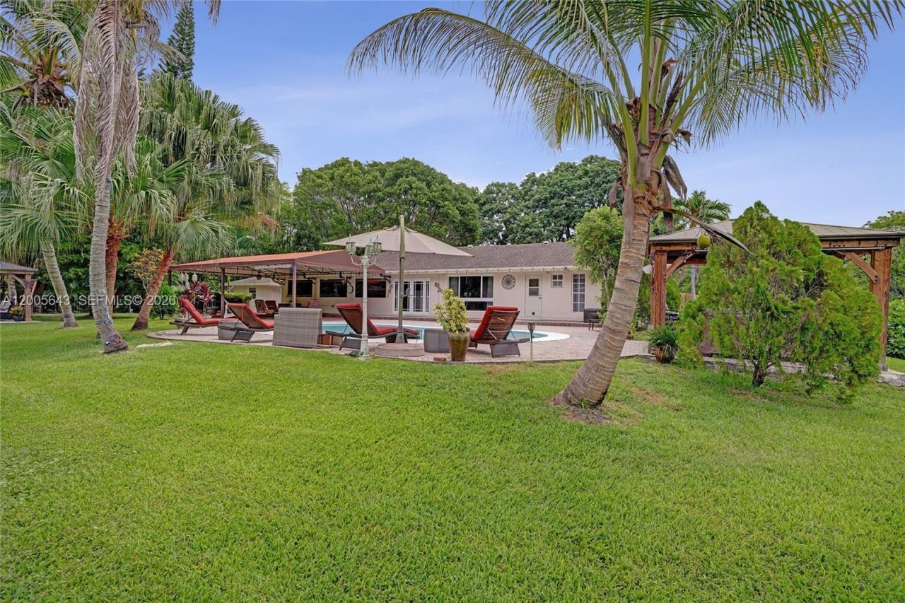 4981 SW 186th Ave, Southwest Ranches, FL 33332 Photo