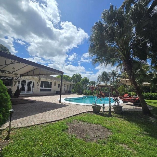 4981 SW 186th Ave, Southwest Ranches, FL 33332 Photo