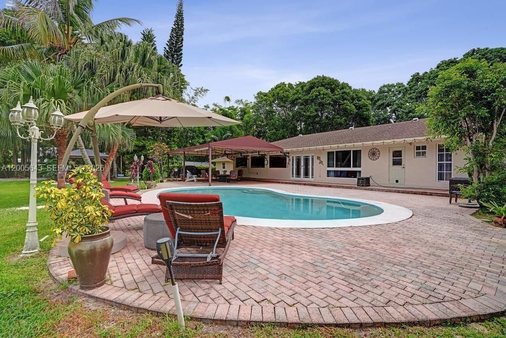 4981 SW 186th Ave, Southwest Ranches, FL 33332 Photo