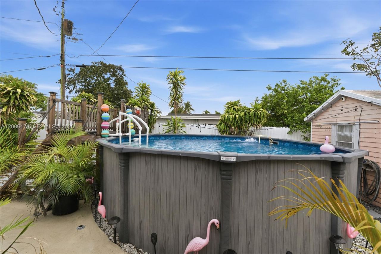 1132 W 71st St , Hialeah, FL 33014 Photo