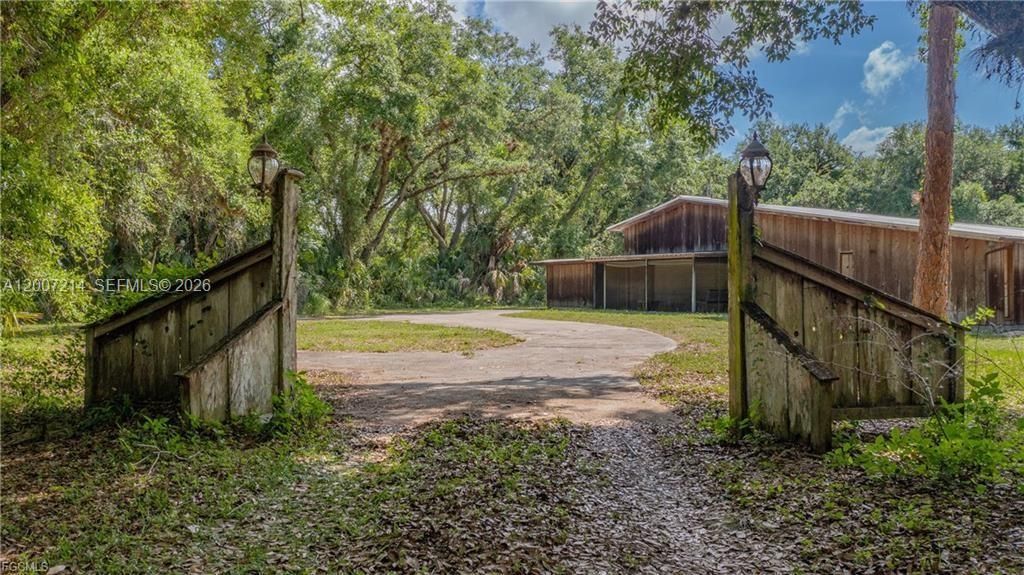 1040 Kirby Thompson Rd , Labelle, FL 33935 Photo