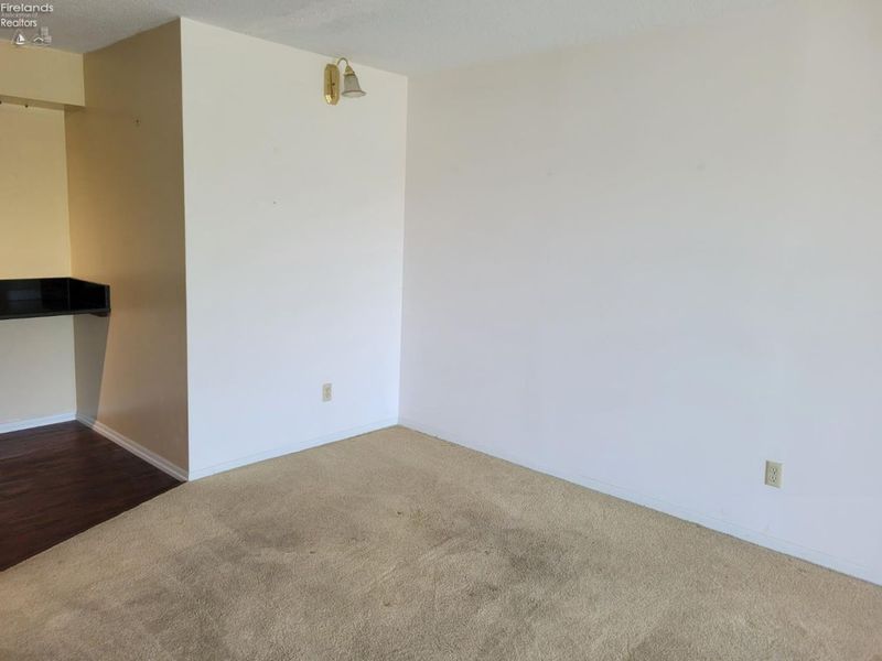 1305 S Lake Wilmer Drive, Unit 303A, Sandusky, OH 44870 Photo 9