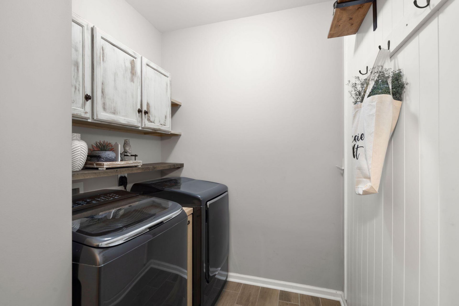 425 Cherrybark Oak Street Photo 34