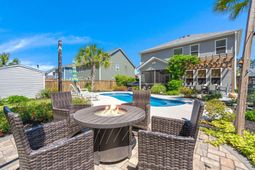 425 Cherrybark Oak Street photo 4