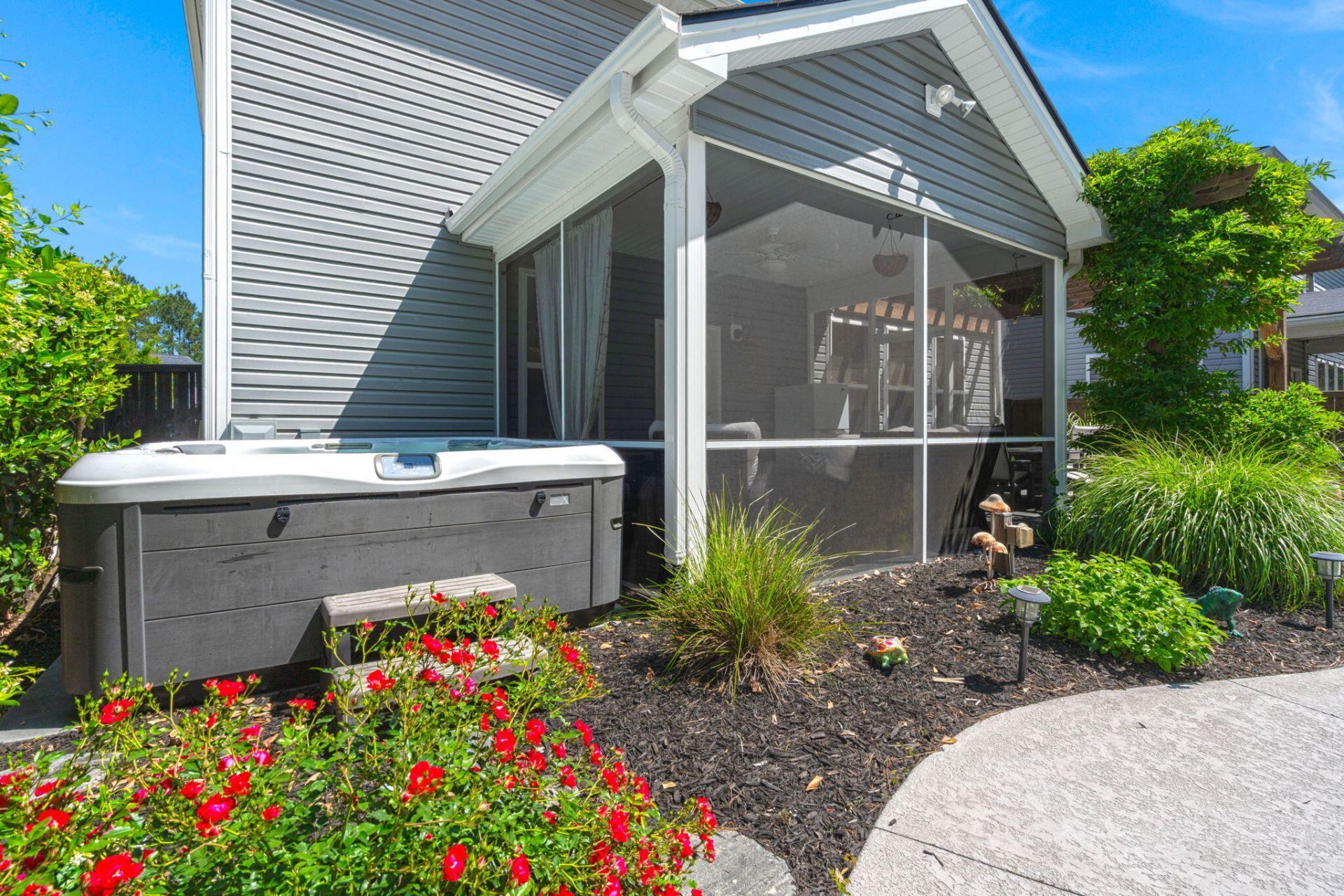 425 Cherrybark Oak Street Photo 6