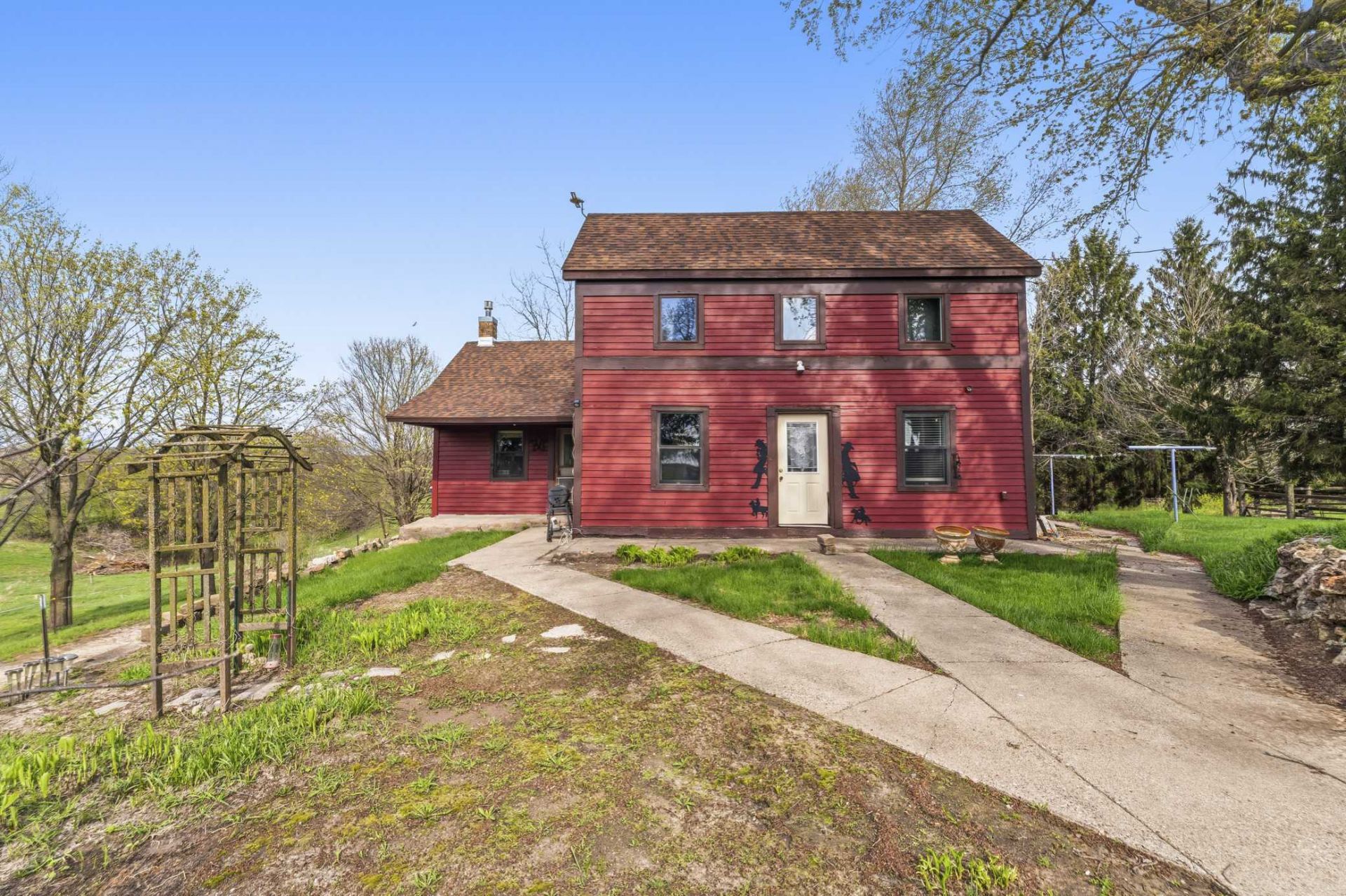 63095 220th Avenue , Kellogg, MN 55945