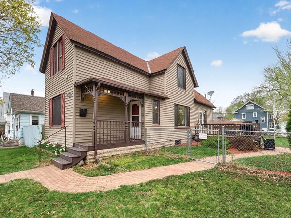 899 Case Avenue, Saint Paul, MN 55106