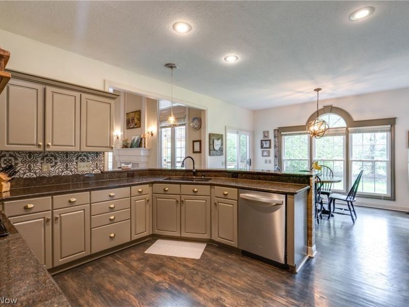 6332 Langley Street NW, Canton, OH 44718 Photo 16