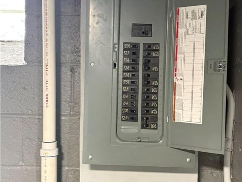 3321 Ralph Avenue, Cleveland, OH 44109 Photo 35