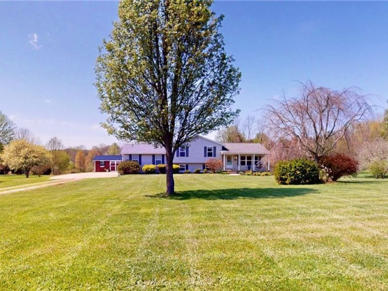 18440 Rapids Road, Hiram, OH 44234 Photo 2
