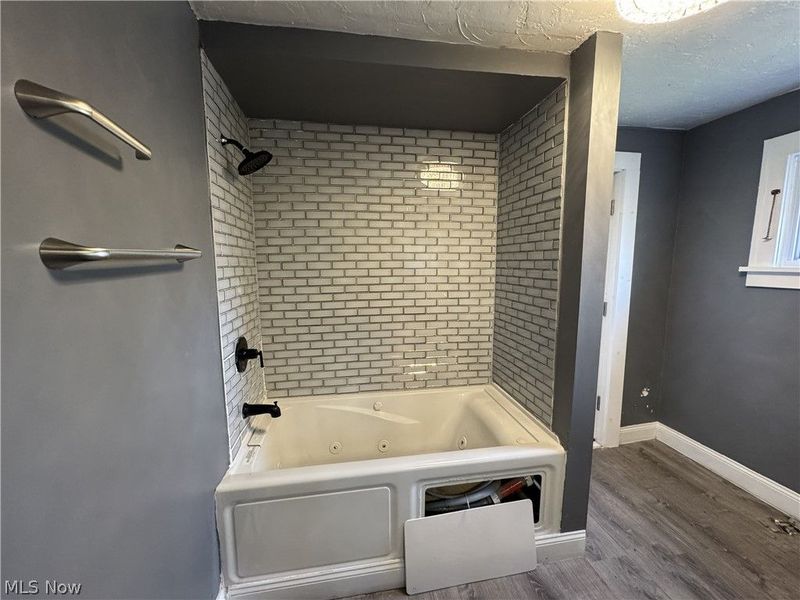 888 Medford Road, Cleveland Heights, OH 44121 Photo 16