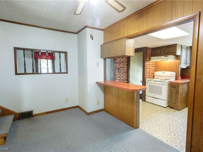 518 Hoover Place SE, Hartville, OH 44632 Photo 10