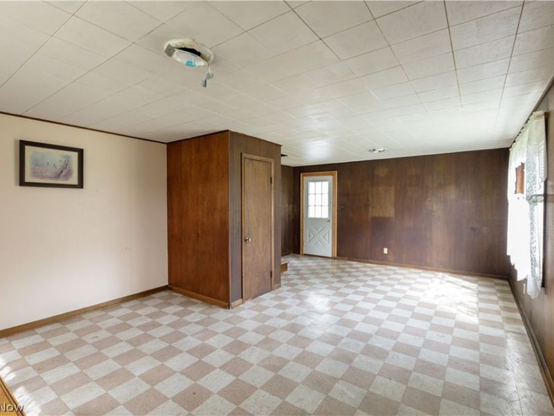 518 Hoover Place SE, Hartville, OH 44632 Photo 25