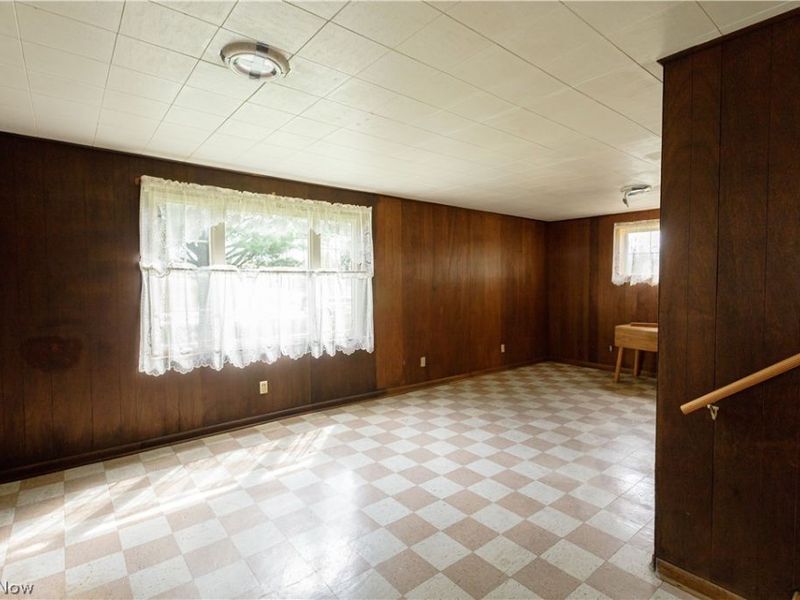 518 Hoover Place SE, Hartville, OH 44632 Photo 26