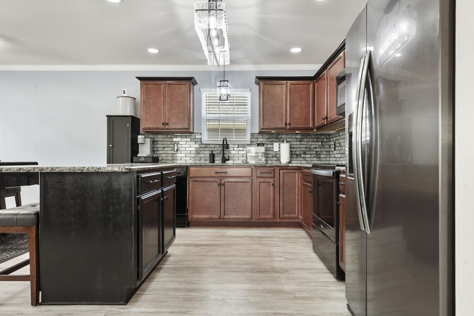 317 Long Meadow Dr. Photo 8