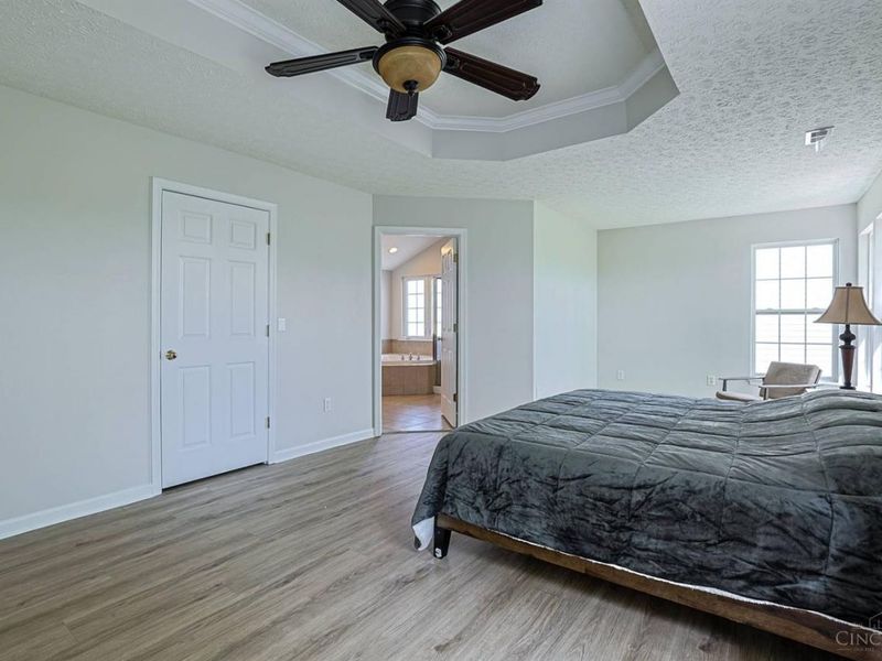 1727 Amberwood Way, Hamilton Twp, OH 45039 Photo 13