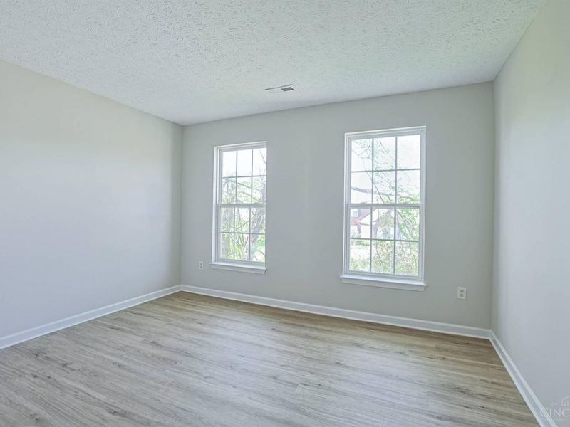 1727 Amberwood Way, Hamilton Twp, OH 45039 Photo 13