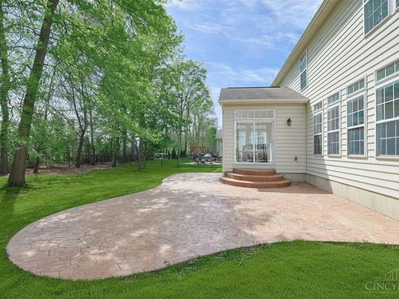 1727 Amberwood Way, Hamilton Twp, OH 45039 Photo 20