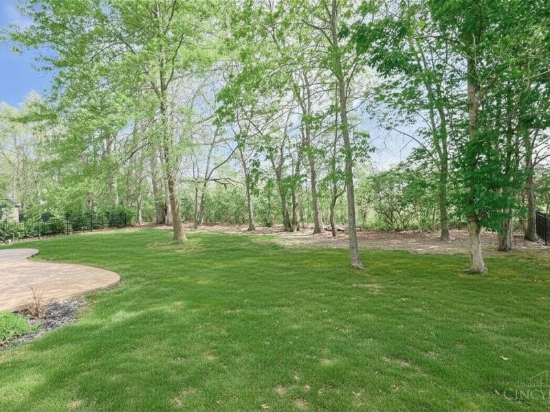 1727 Amberwood Way, Hamilton Twp, OH 45039 Photo 22