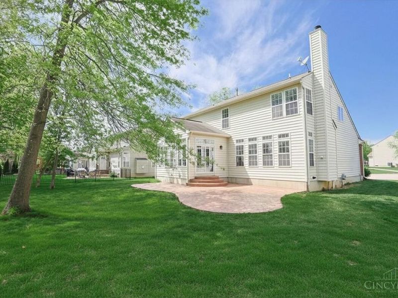 1727 Amberwood Way, Hamilton Twp, OH 45039 Photo 23