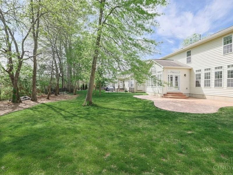 1727 Amberwood Way, Hamilton Twp, OH 45039 Photo 25