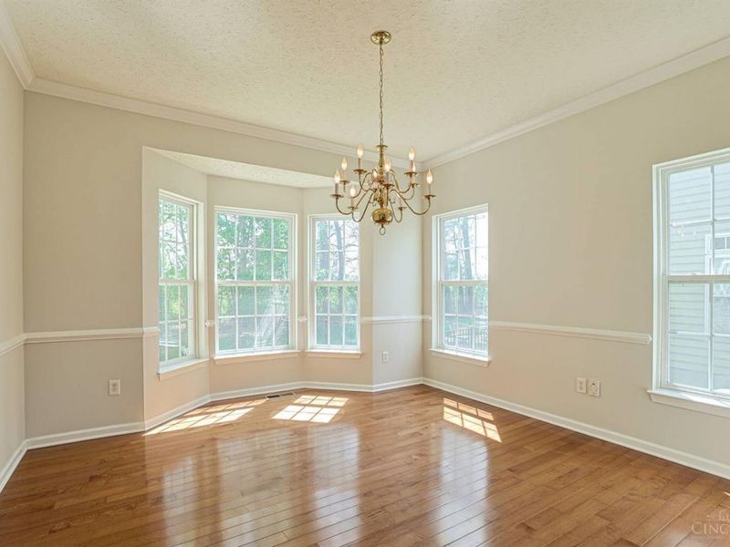 1727 Amberwood Way, Hamilton Twp, OH 45039 Photo 8