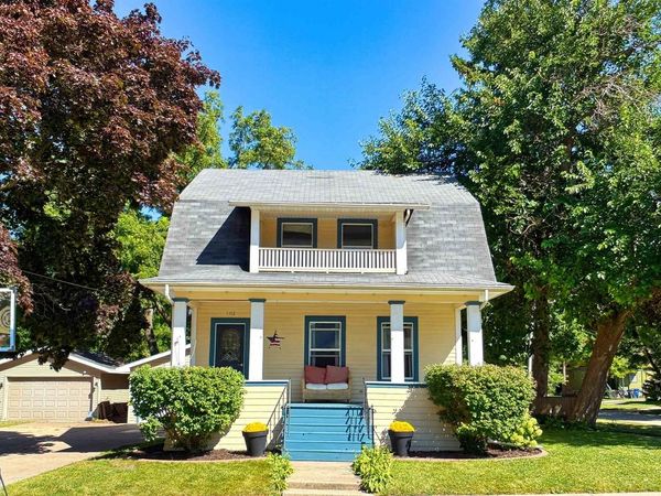 1102 MT VERNON STREET, Oshkosh, WI 54901
