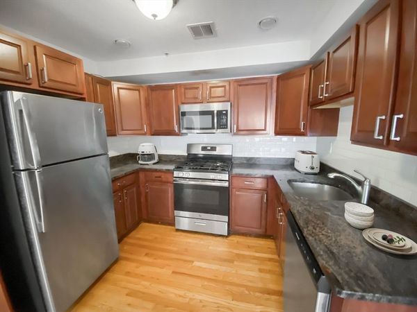 14-16 Notre Dame Street, Unit 3, Boston, MA 02119