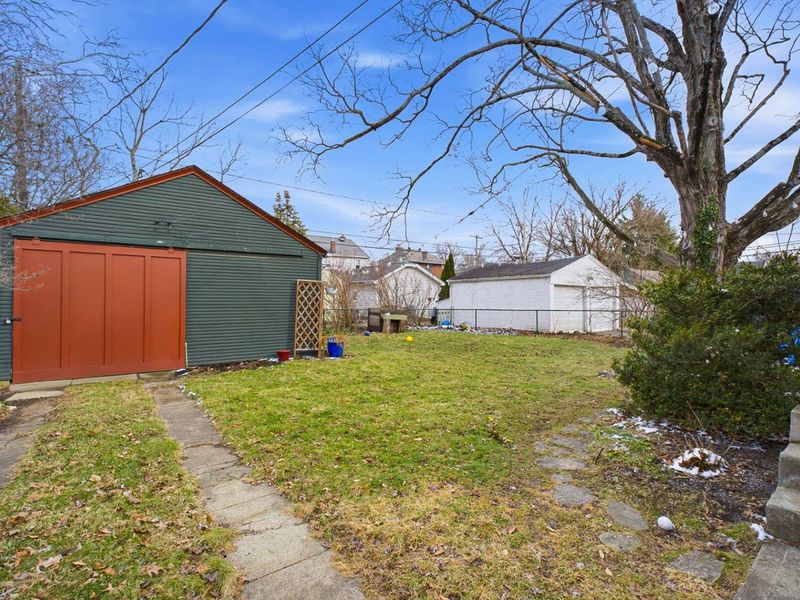 1002 S Cassingham Road, Columbus, OH 43209 Photo 55