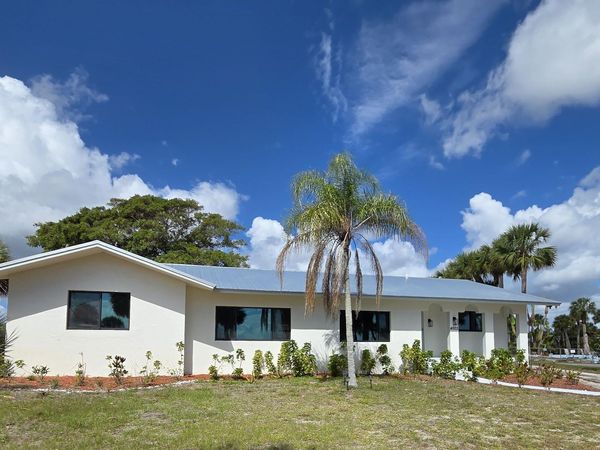 4003 S Indian River Drive, Fort Pierce, FL 34982