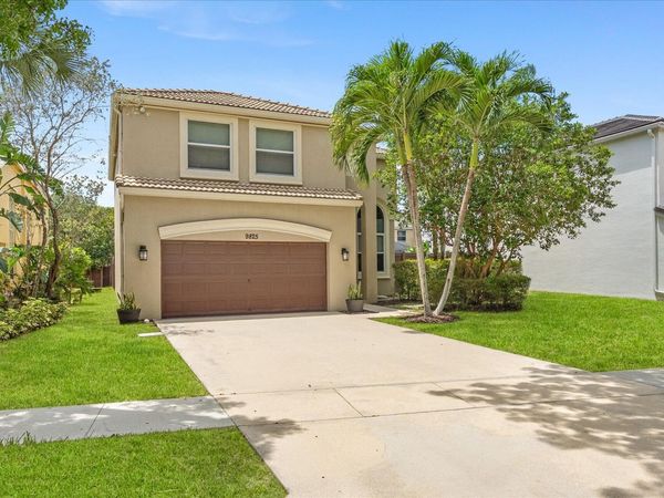 9825 Scribner Lane, Wellington, FL 33414